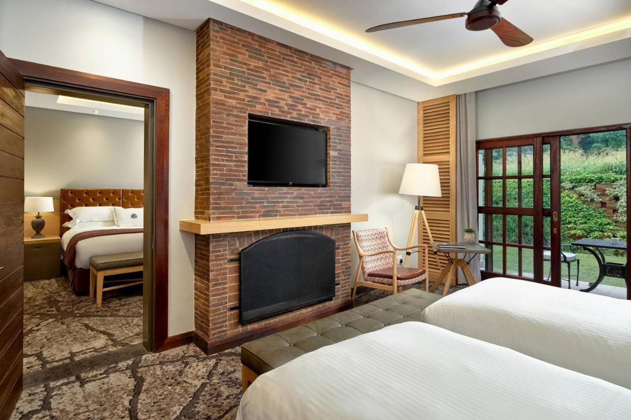 Irene Country Lodge, Autograph Collection Центурион Экстерьер фото Deluxe Family Room