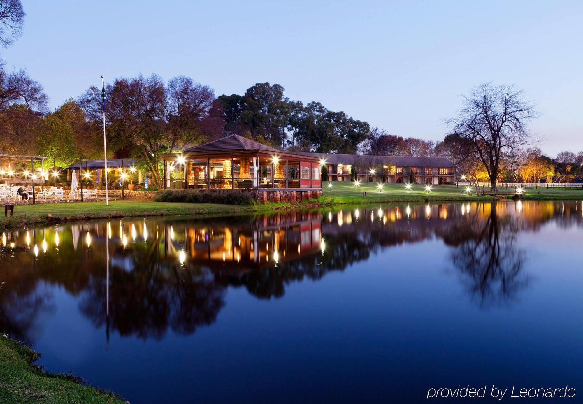 Irene Country Lodge, Autograph Collection Центурион Экстерьер фото The Village at Lakeville